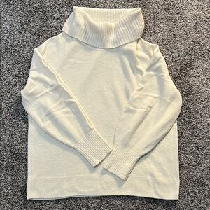 Women's Banana Republic Cream Turtleneck Sweater XL